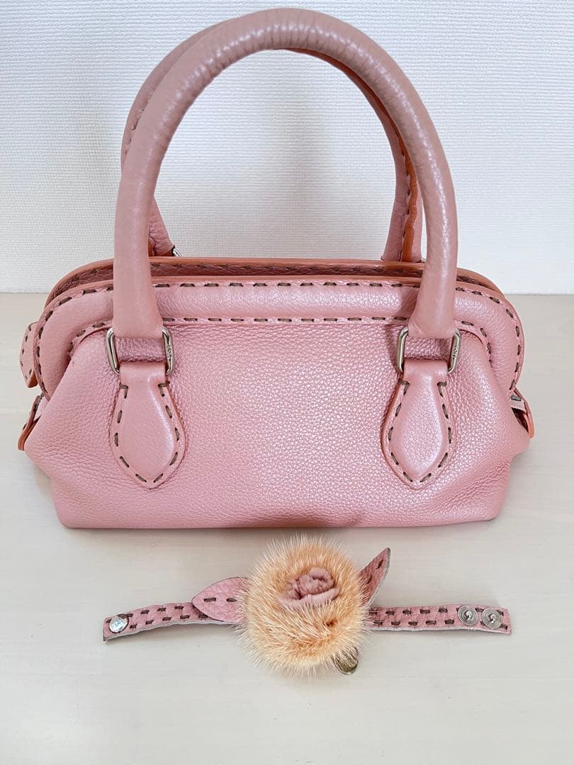 Fendi フェンディ セレリア　ミニドクターズバッグチャーム付き
