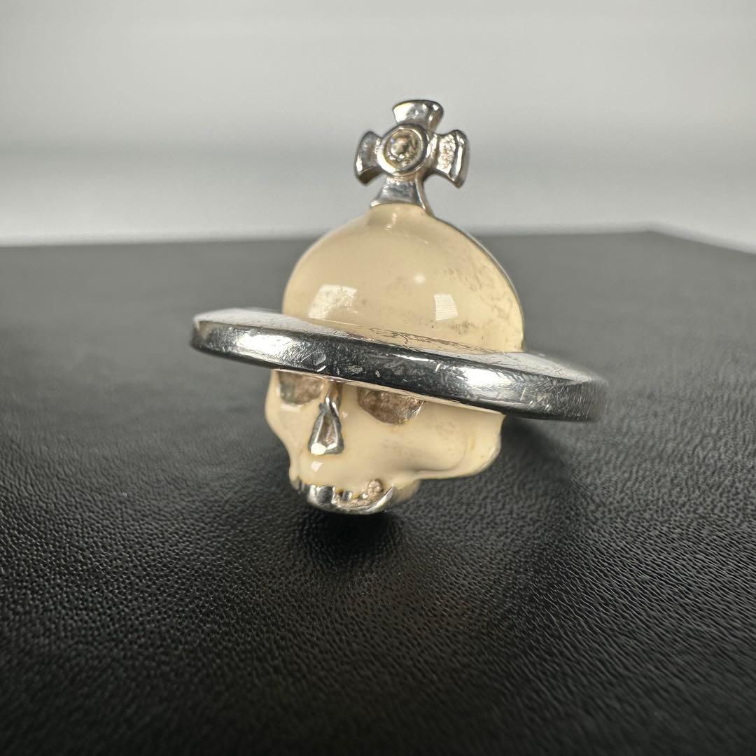 925 16号 ヴィヴィアンウエストウッド スカル オーブ リング ストーン 白