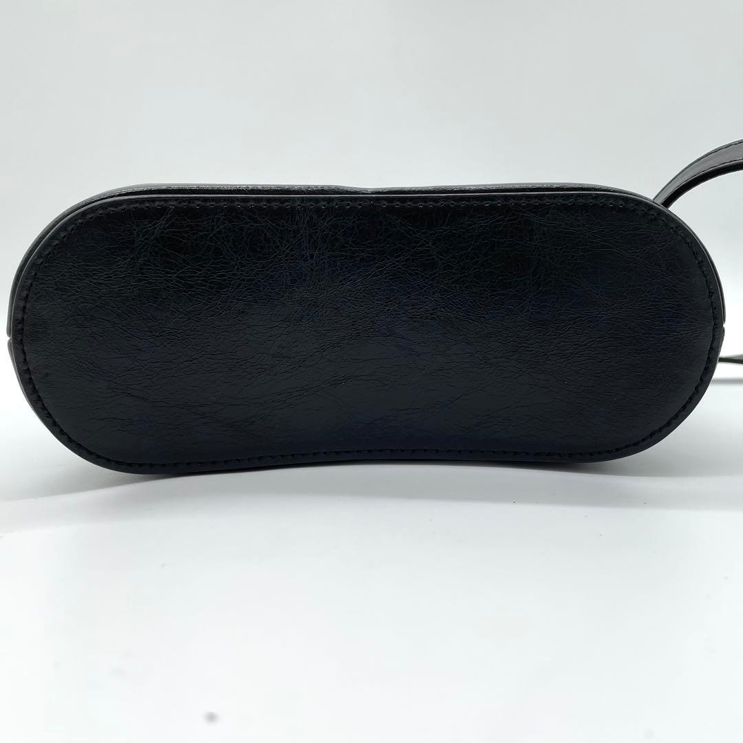 【極美品】OSOI　サークルバッグ　2way ロゴ　シルバー金具　レザー　黒