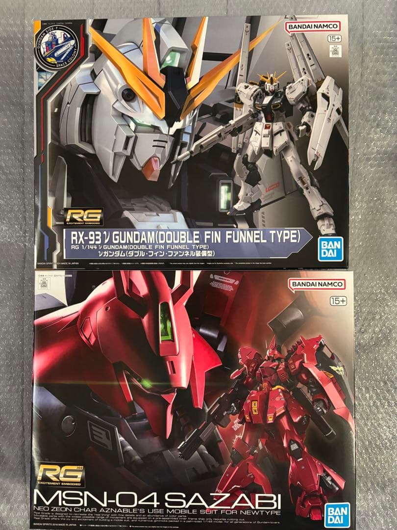 RG νガンダム ダブルフィンファンネル装備型 & サザビー 2体セット