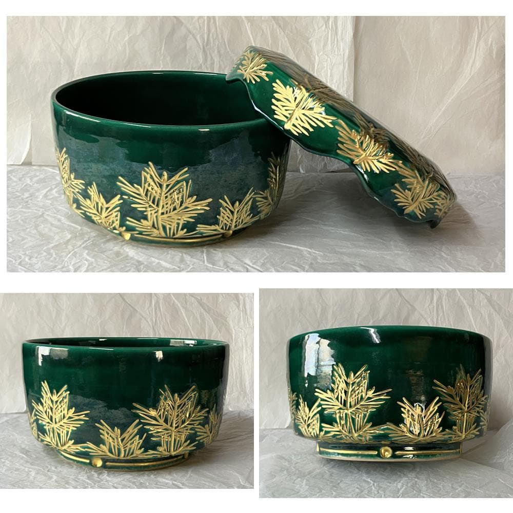 F1446 加賀瑞山 萬古窯 青釉 若松 喰籠 共箱 喰篭 菓子器 蓋物 茶道具