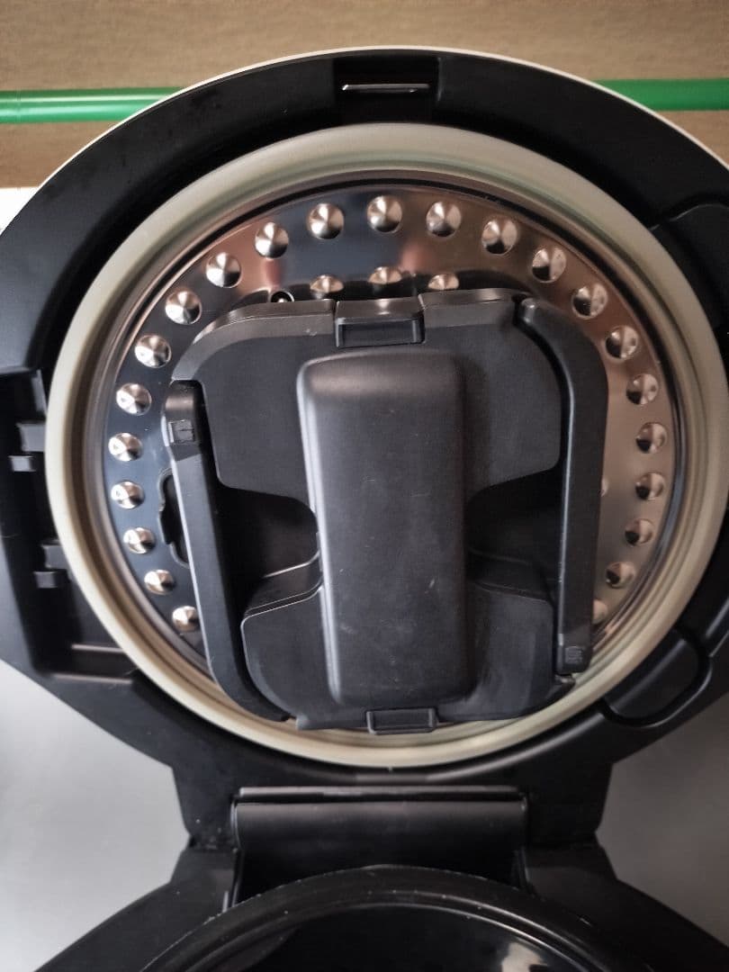 【ジャンク】ヘルシオ ホットクック KN-HW24G-W 元箱パーツ取説あり