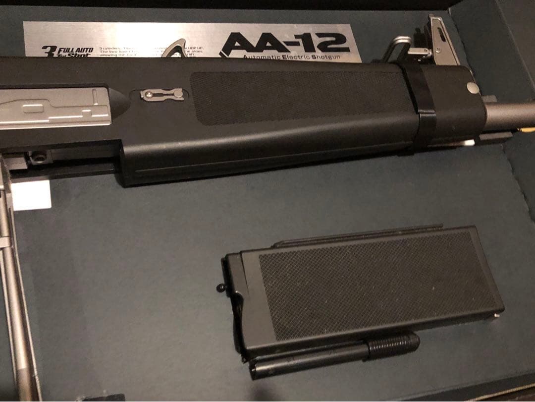 東京マルイ 電動ショットガン AA-12 ドラムマガジン付き