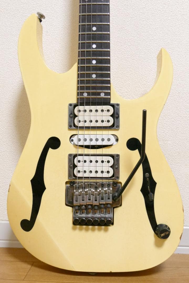 アイバニーズ エレキギター PGM30 （ポールギルバートシグネチャー）【中古】