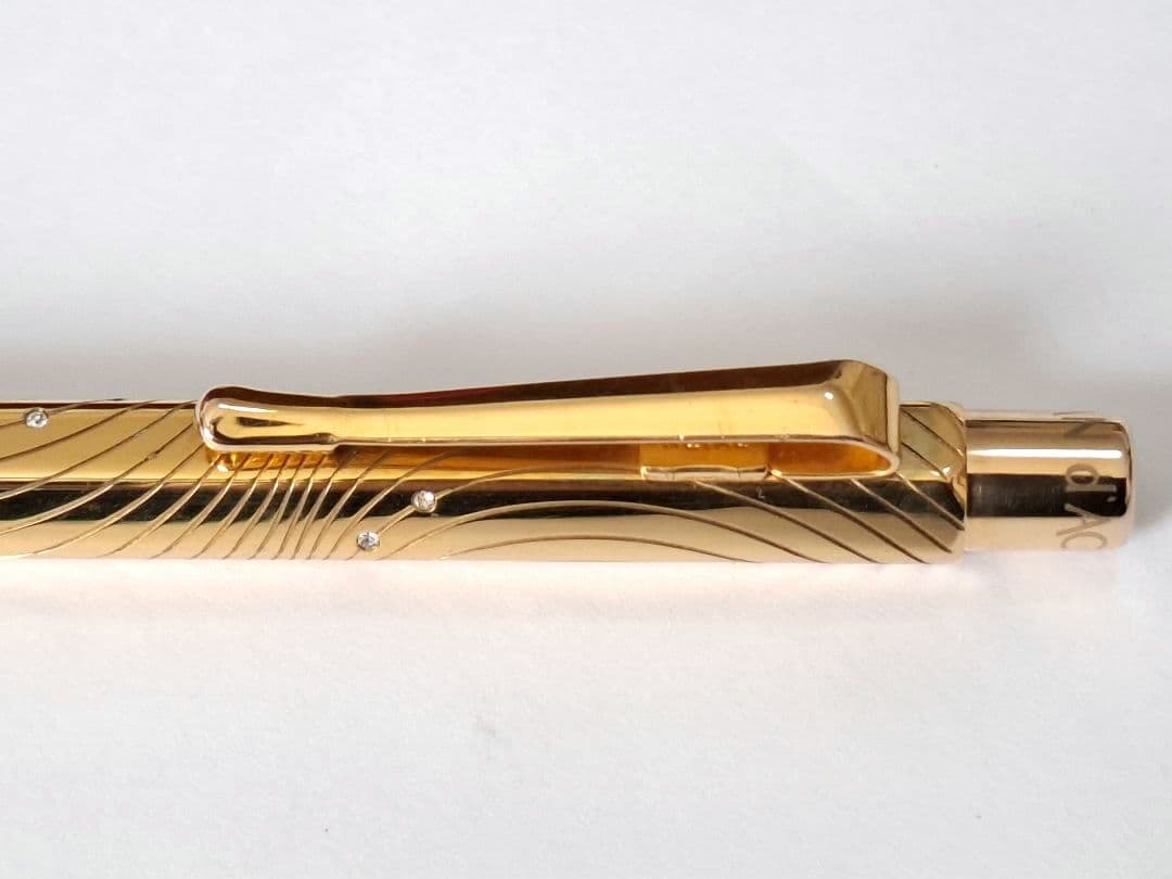 希少　caran d'ache 　ボールペン　エクリドール　XS　クチュール