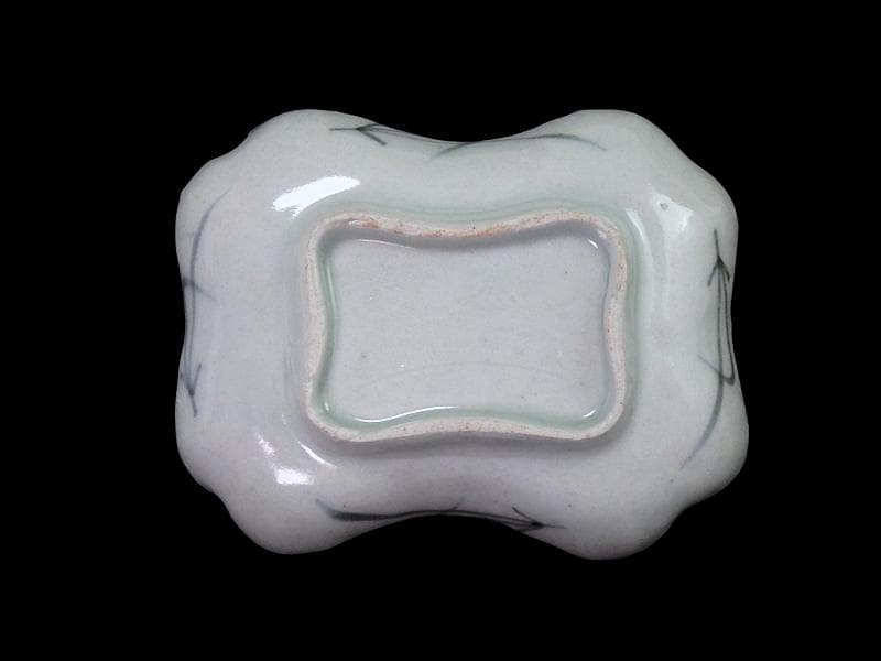 古伊万里　型刷印判　桜に菊花紋　変形皿　D288AS-CWf