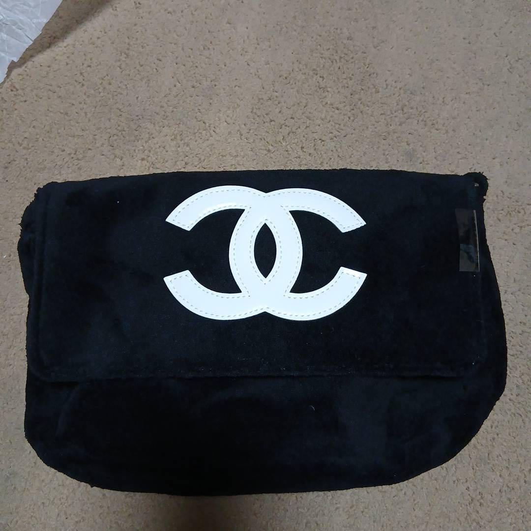 CHANEL ブラック　ショルダーバッグ　ノベルティ