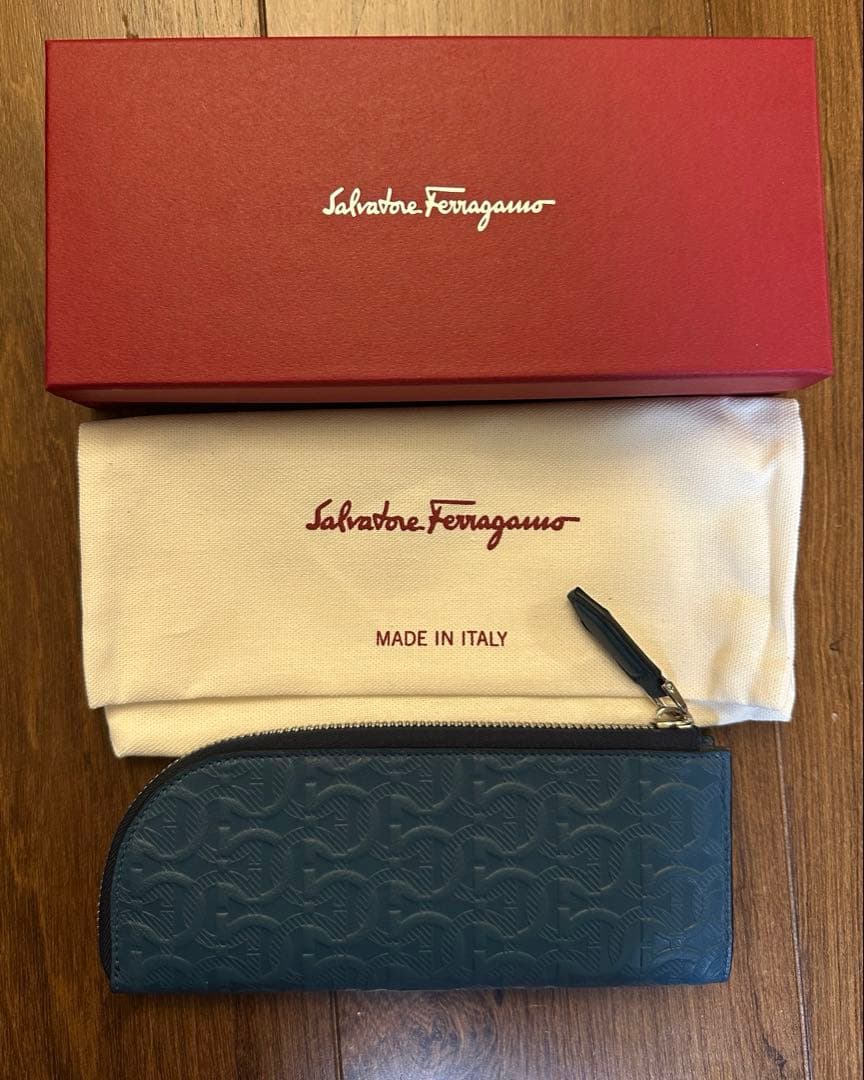 Salvatore Ferragamo 青 レザー ペンケース