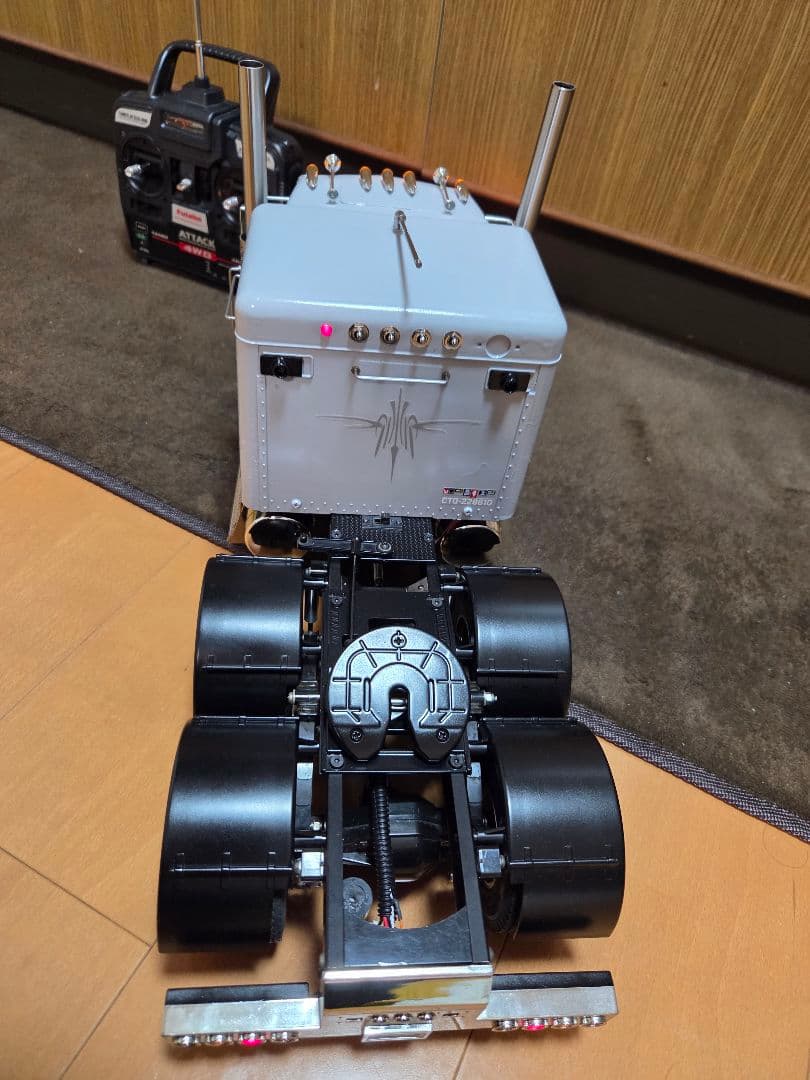 タミヤ1/14　 キングハウラー改