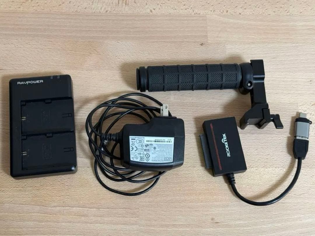 BMD - BMPCC4K 本体 ＋Smallrig ケージ バッテリーセット