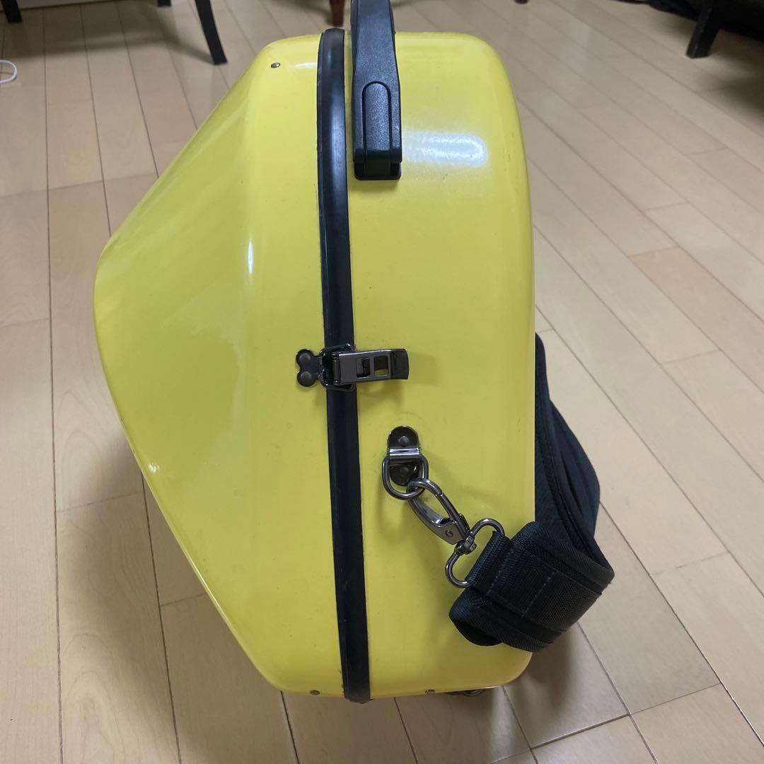 フレンチホルンケース イエロー　イーストマン社