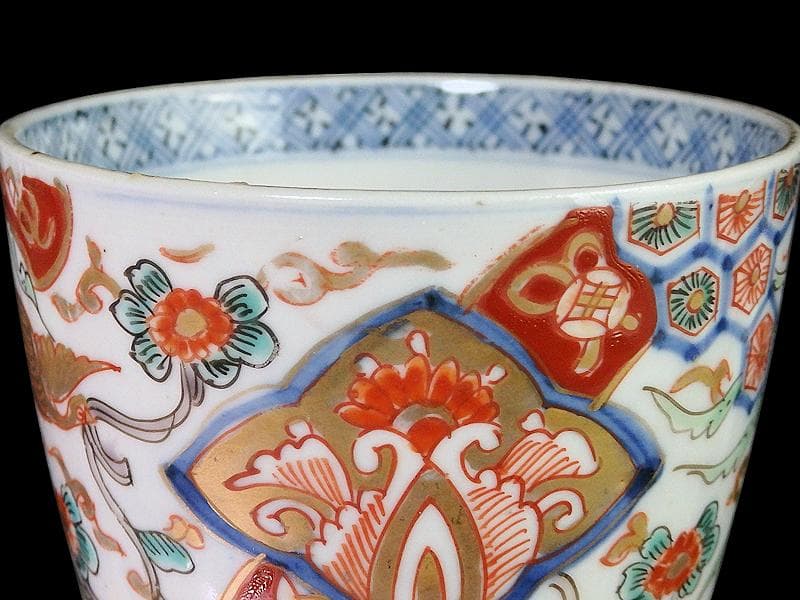 古伊万里　花に七宝紋　菊花四方襷紋に鳳凰の図　蕎麦猪口　E209AS-CXg