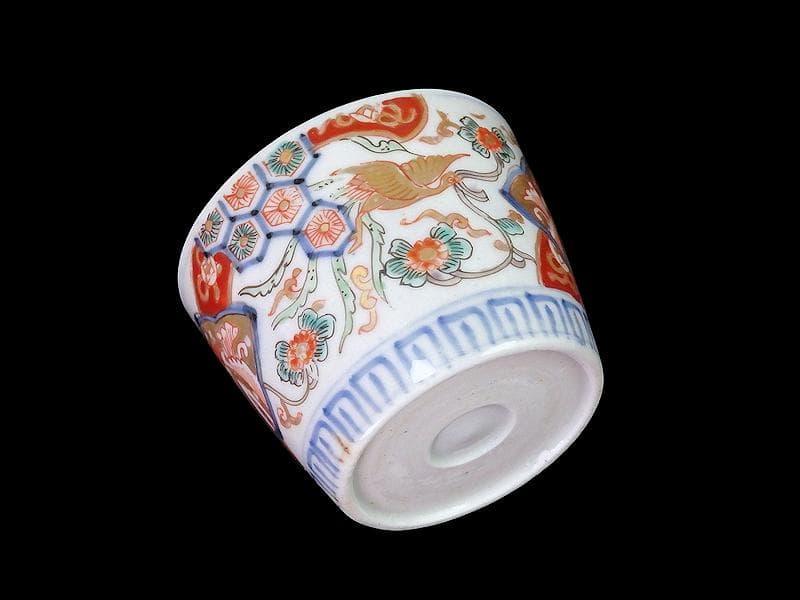 古伊万里　花に七宝紋　菊花四方襷紋に鳳凰の図　蕎麦猪口　E209AS-CXg