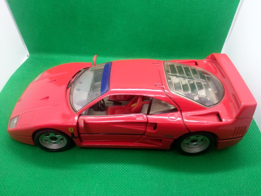 最終値下げ！ フランクリン・ミント　フェラーリＦ４０ １／２４スケール　ミニカー