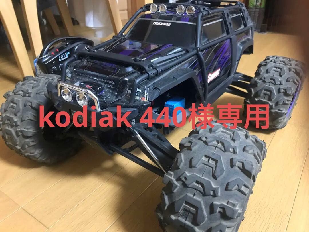 TRAXXAS SUMMIT パープル　1/8スケール