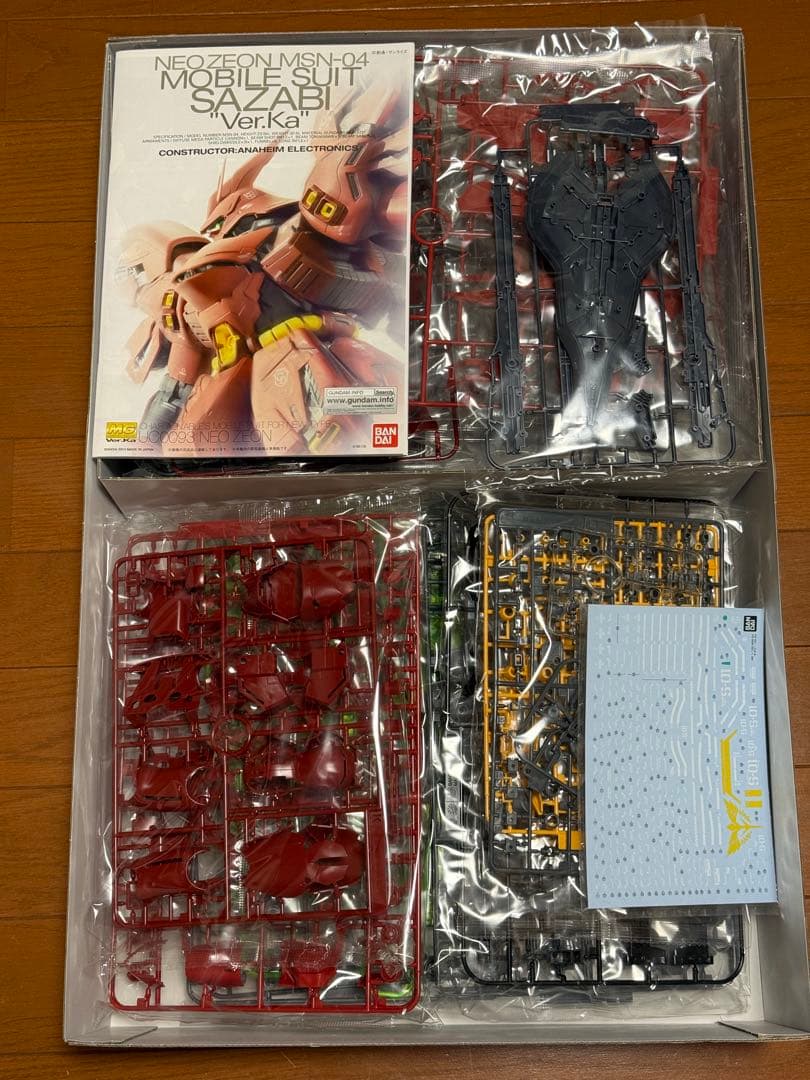 MG 1／100 MSN-04 サザビー Ver.Ka