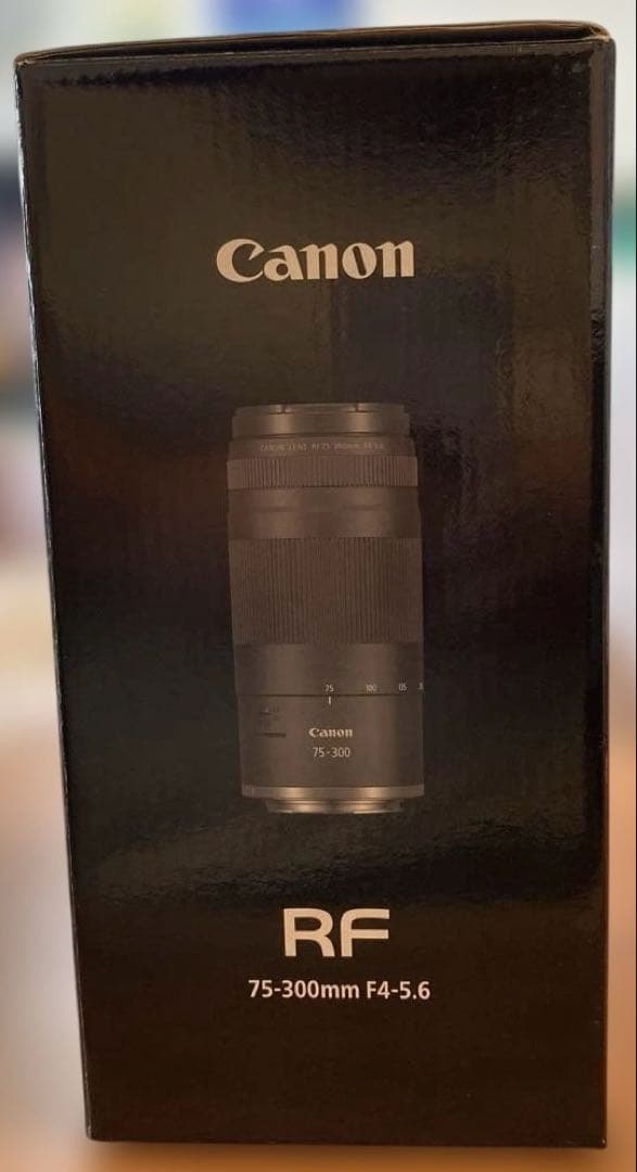 カメラレンズ RF 75-300mm F4-5.6 キャノンズーム　新品