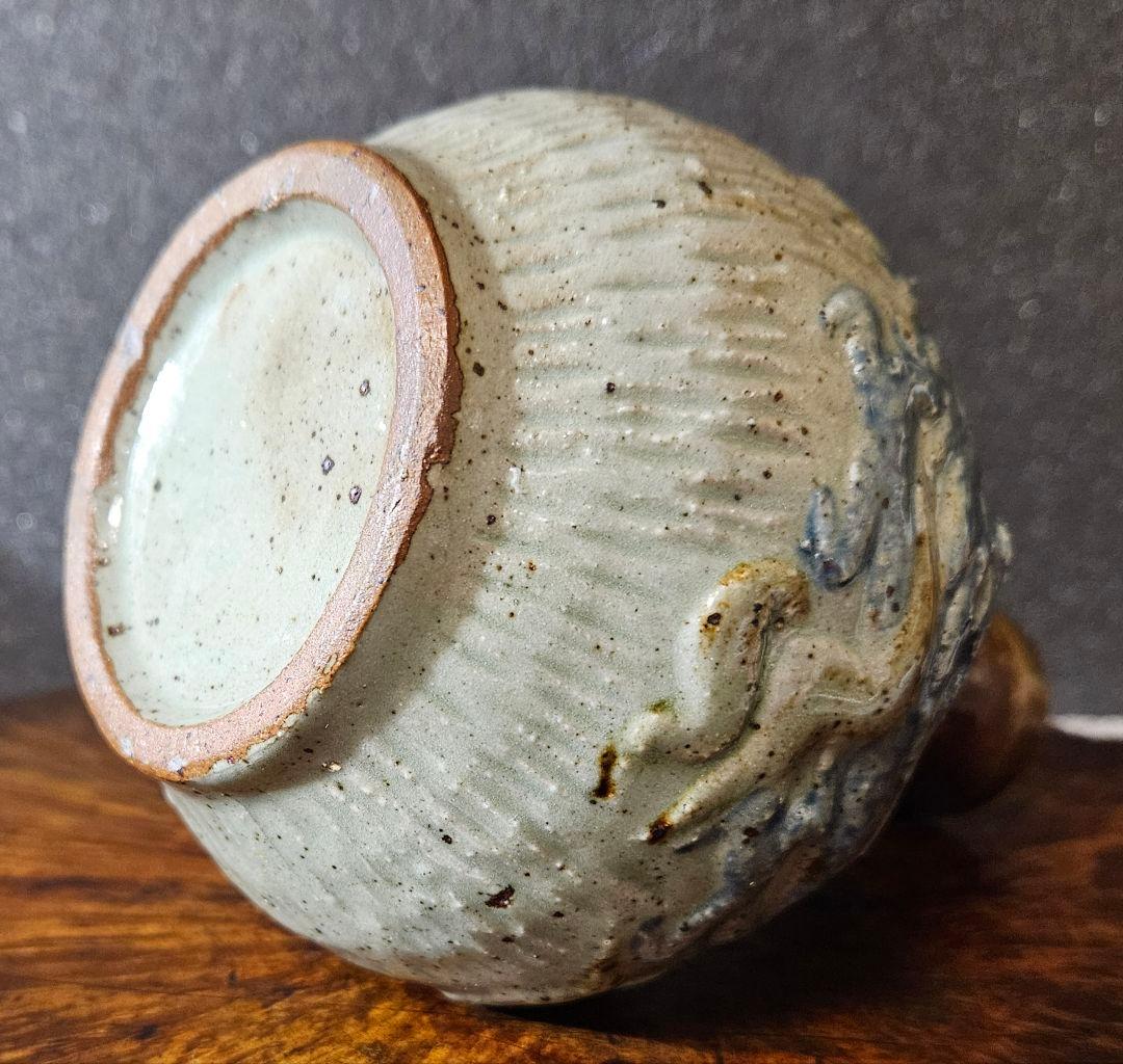 時代古作品❗沖縄の焼物　古琉球　壺屋焼　やちむん　陽刻浮彫色絵　雲龍巻き壺　徳利