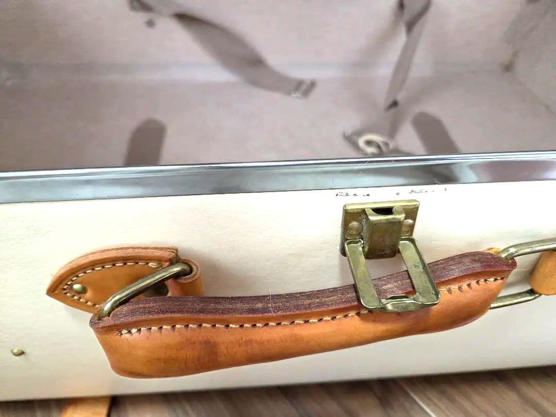 GLOBE-TROTTER サファリ エクストララージ スーツケース 101L