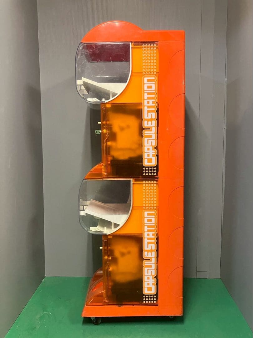 送料込み　激レアスケルトンC-33 カプセルステーション 中古ガチャガチャ本体