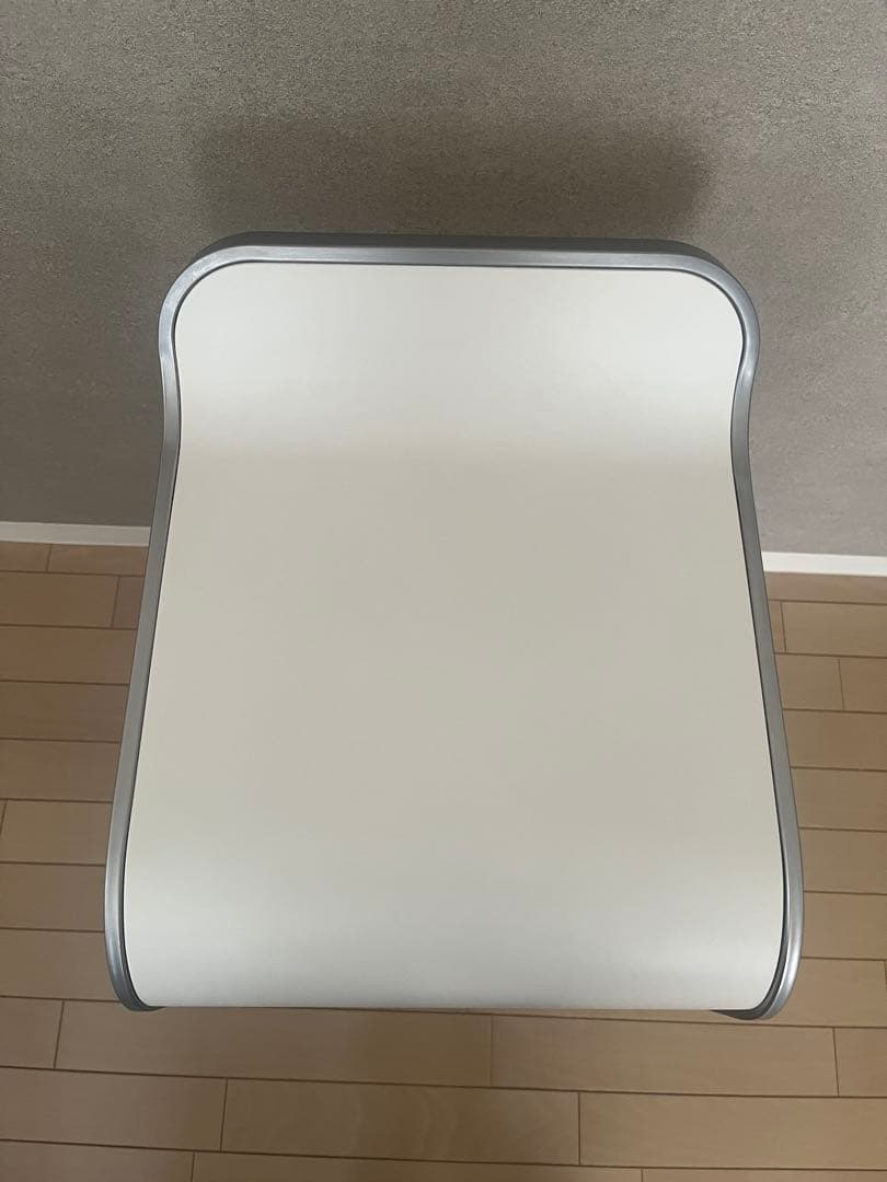 lapalma (ラパルマ) スツール　デザイナーズチェア①