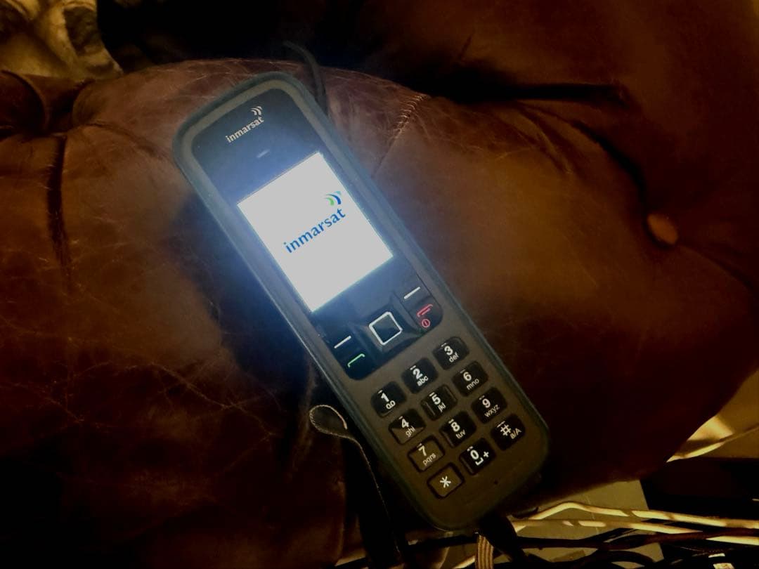 衛星電話 Inmarsat IsatPhone pro 本体 動作未チェック