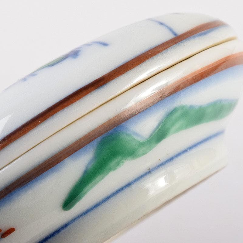 中国　成化年製款　五彩山水文　香合　時代箱　V　6998