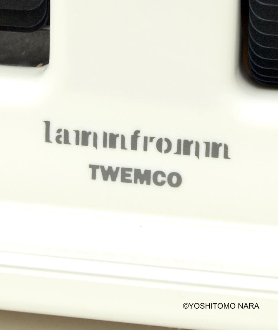 【新品／未開封・保証付き】奈良美智 パタパタクロック WALK ON ホワイト