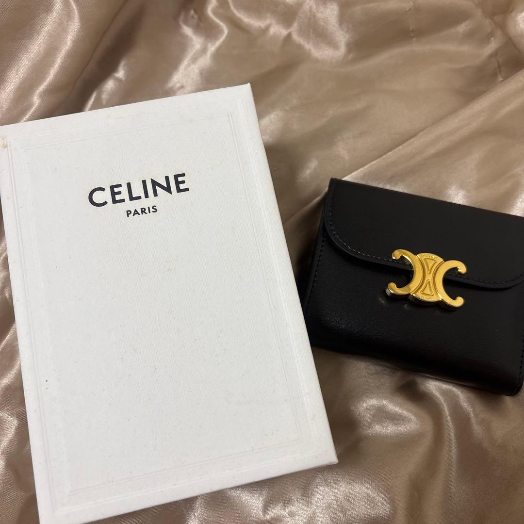 【おと♡】CELINE ブラック 三つ折り財布