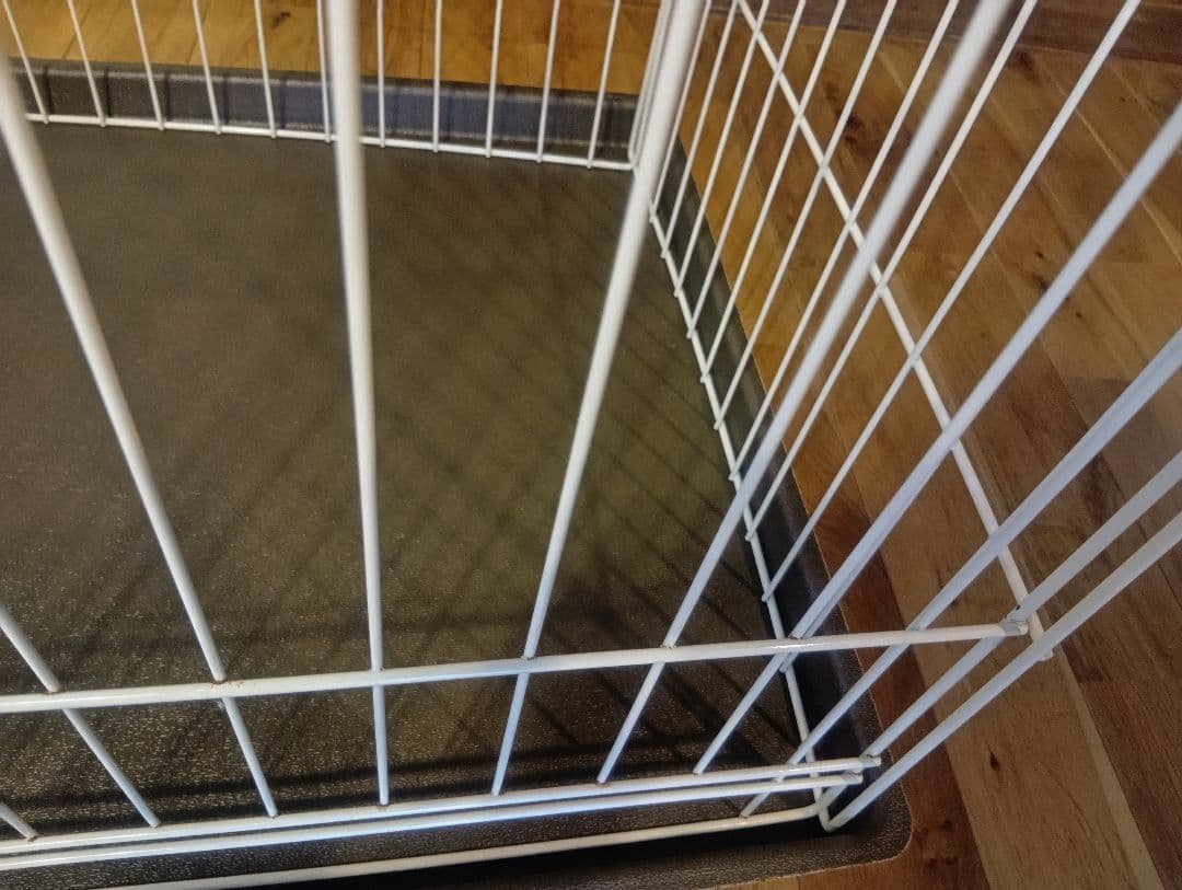 トイレのしつけが出来るドッグルームサークル屋根付き