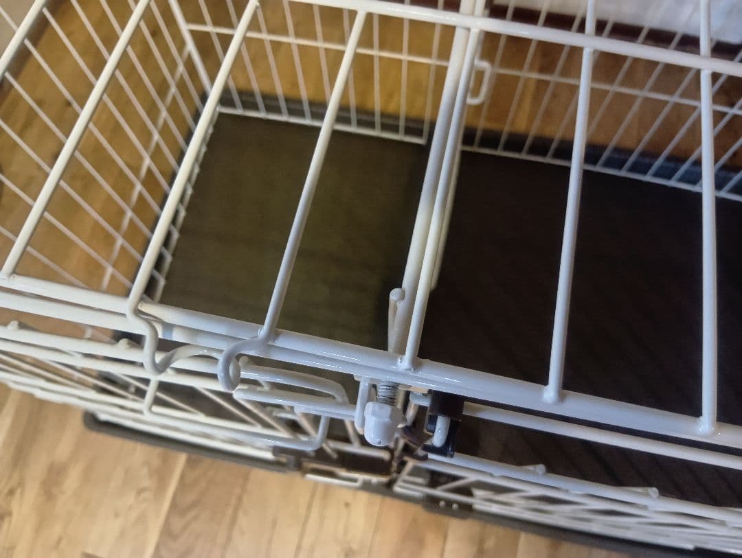 トイレのしつけが出来るドッグルームサークル屋根付き