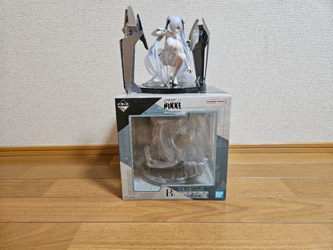 メガニケ 一番くじ ラストワン、A賞、B賞セット売り＋おまけ付き