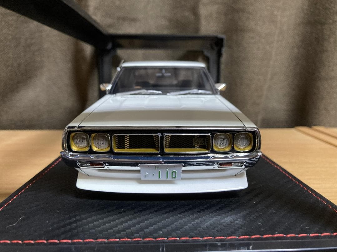 イグニッションモデル 1/18 スカイライン 弥生 L6エンジン付き 限定品
