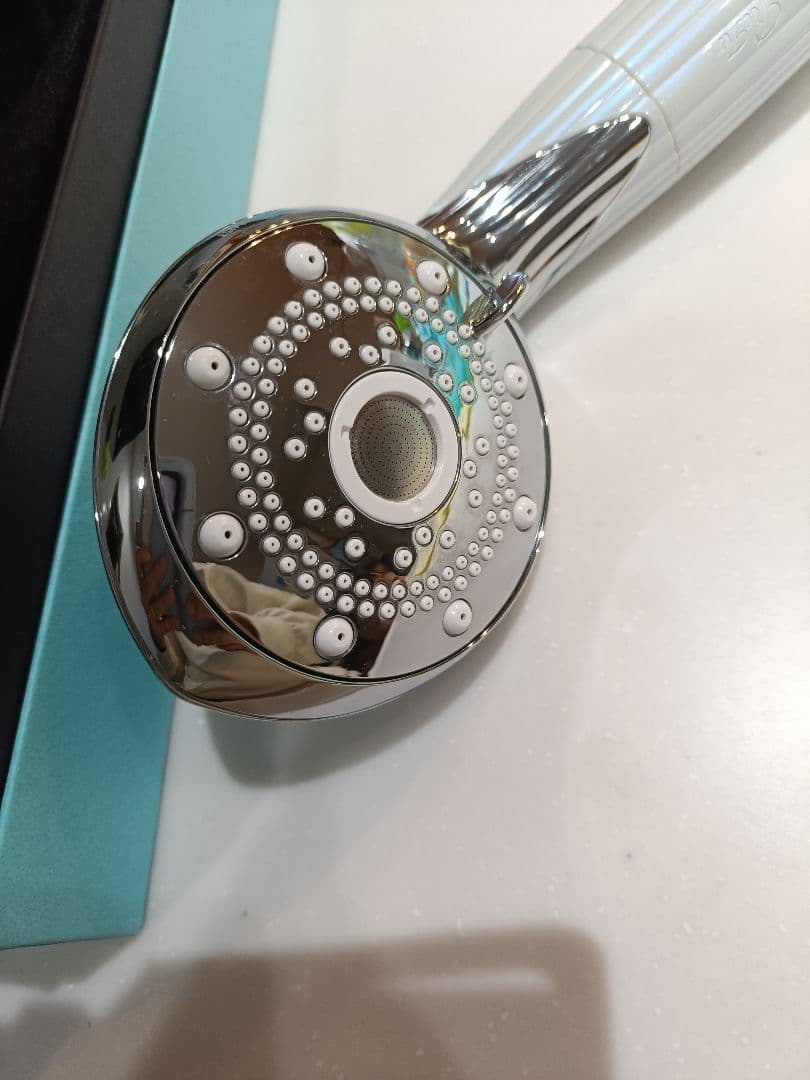 リファシャワーヘッド
