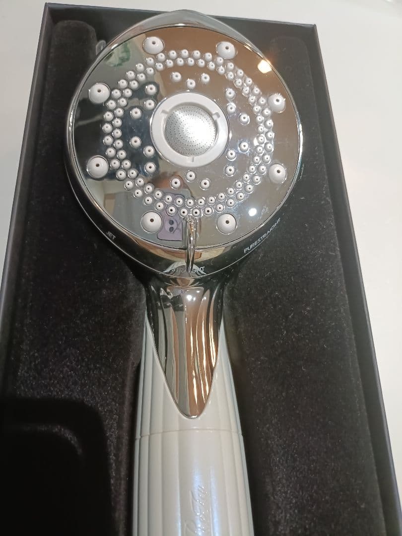 リファシャワーヘッド