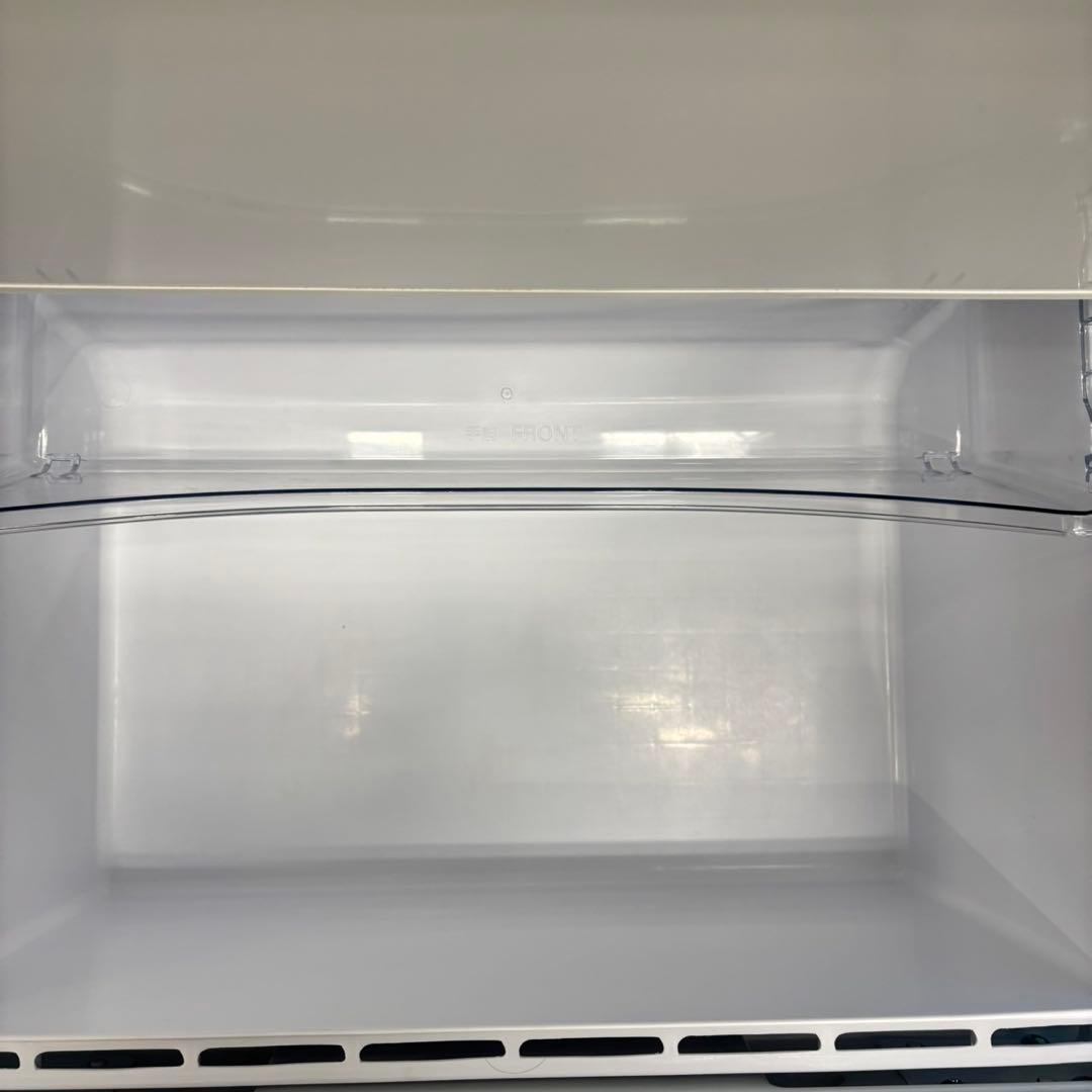 566 AQUA 大型冷蔵庫 1〜4人暮らし用 小型 自動製氷 右開き　ホワイト