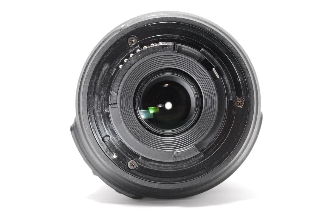 Nikon D3000　スマホ転送OK　安心の手振れ補正　一眼レフデビューに最適