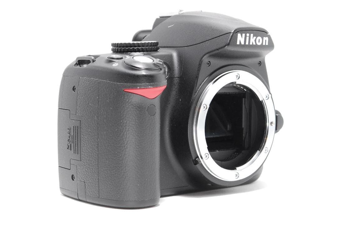 Nikon D3000　スマホ転送OK　安心の手振れ補正　一眼レフデビューに最適