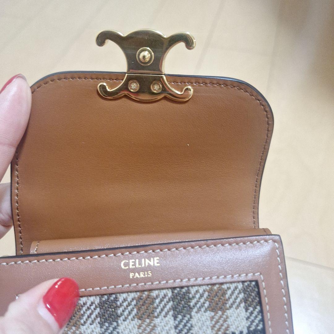 CELINE チェック柄二つ折り財布