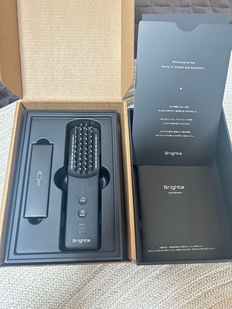 【4000円値下げしました】Brighte ELEKI BRUSH+ 美顔器