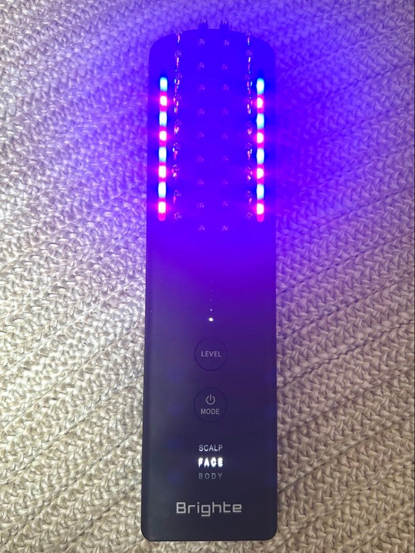 【4000円値下げしました】Brighte ELEKI BRUSH+ 美顔器