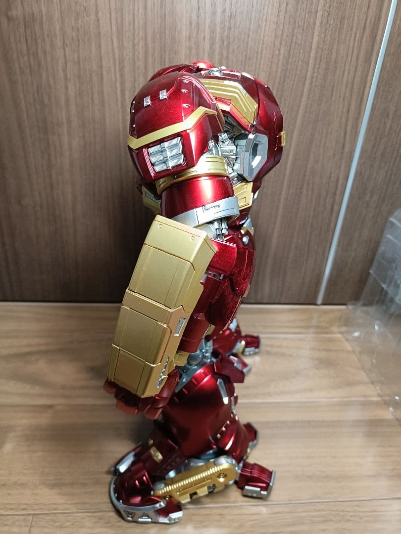 Threezero アイアンマン ハルクバスター