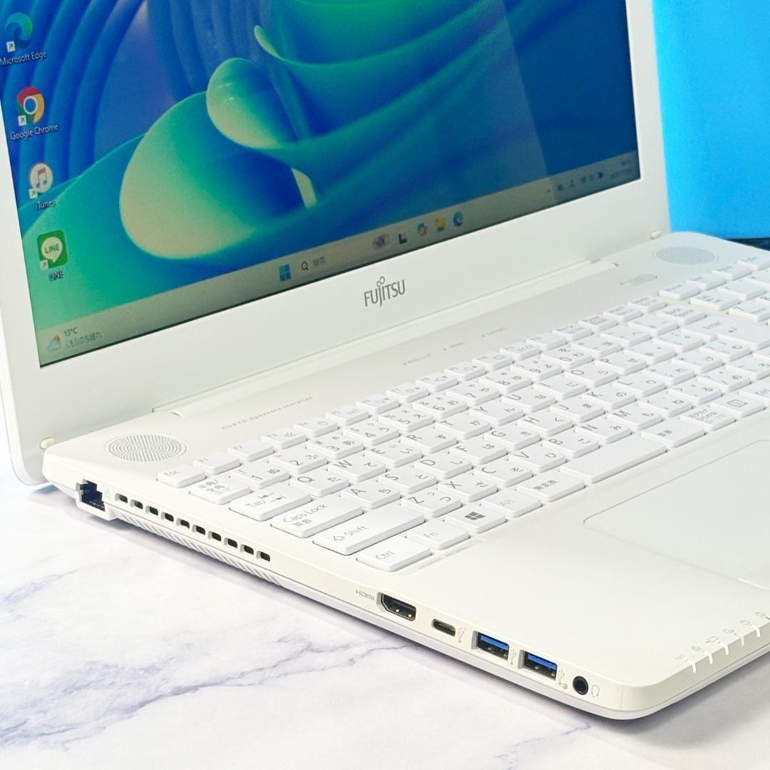 高性能☆Corei7・16GB・SSD・Win11・ホワイト・ノートパソコン