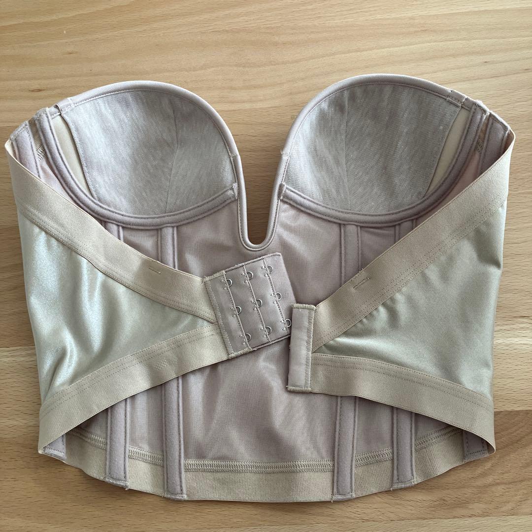 カドリールインターナショナル ブライダルインナー　ビスチェ　コルセット　C75