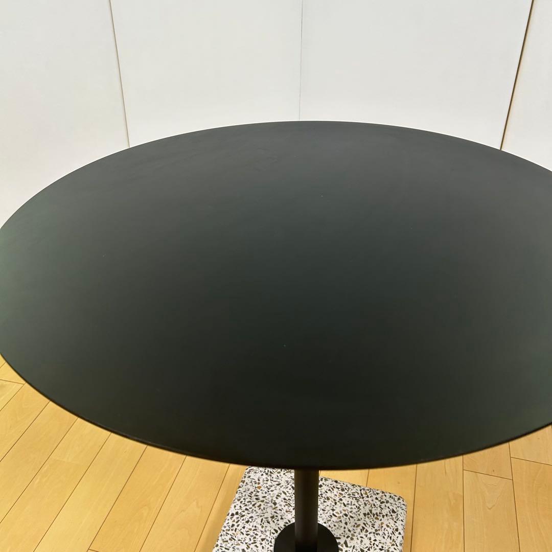 TERRAZZO TABLEROUND / HAY 屋外利用可円形アンスラサイト