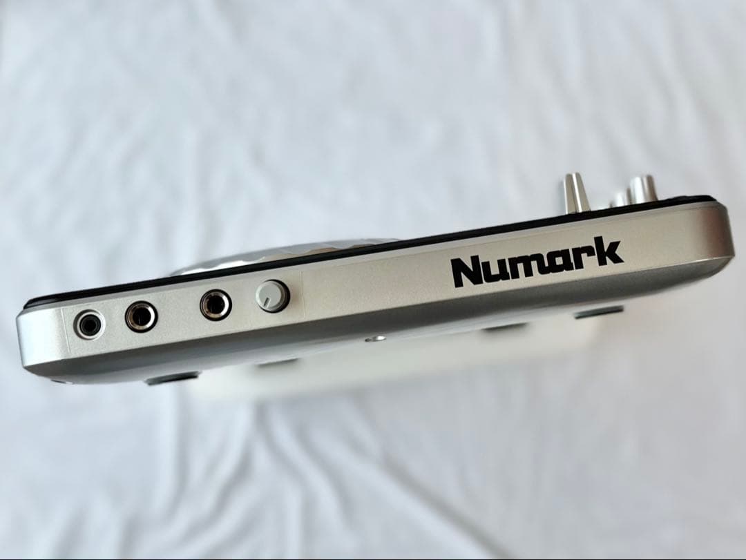 Numark MIXTRACK PROII DJコントローラー