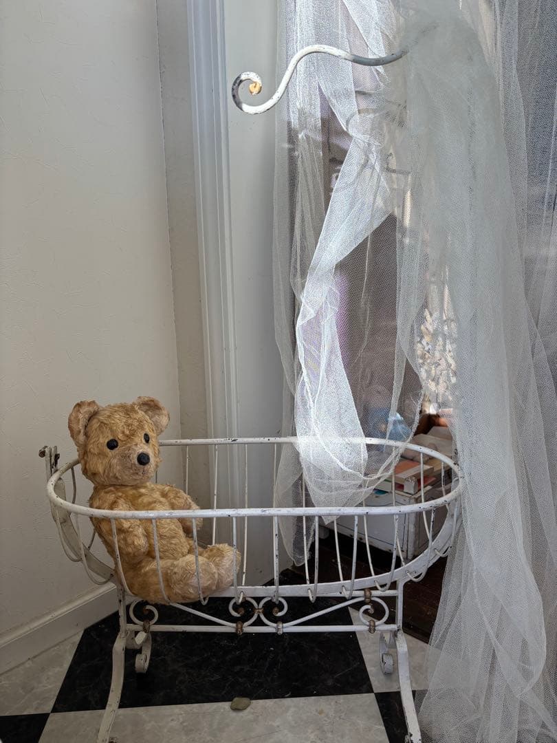 フランスアンティークドールベッド