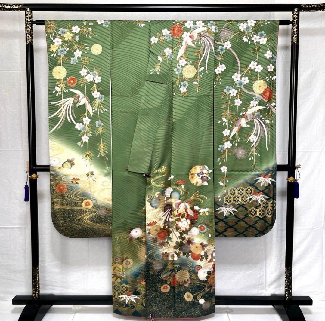 振袖　鳳凰梅　金駒刺繍　枝垂れ桜菊金彩　グリーン　正絹着物