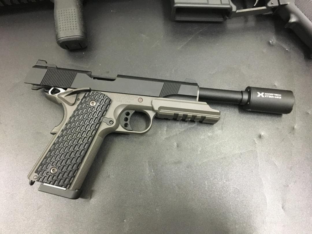 ☆東京マルイ　ナイトウォーリア コンバットカスタム改 トレーサー付　新品