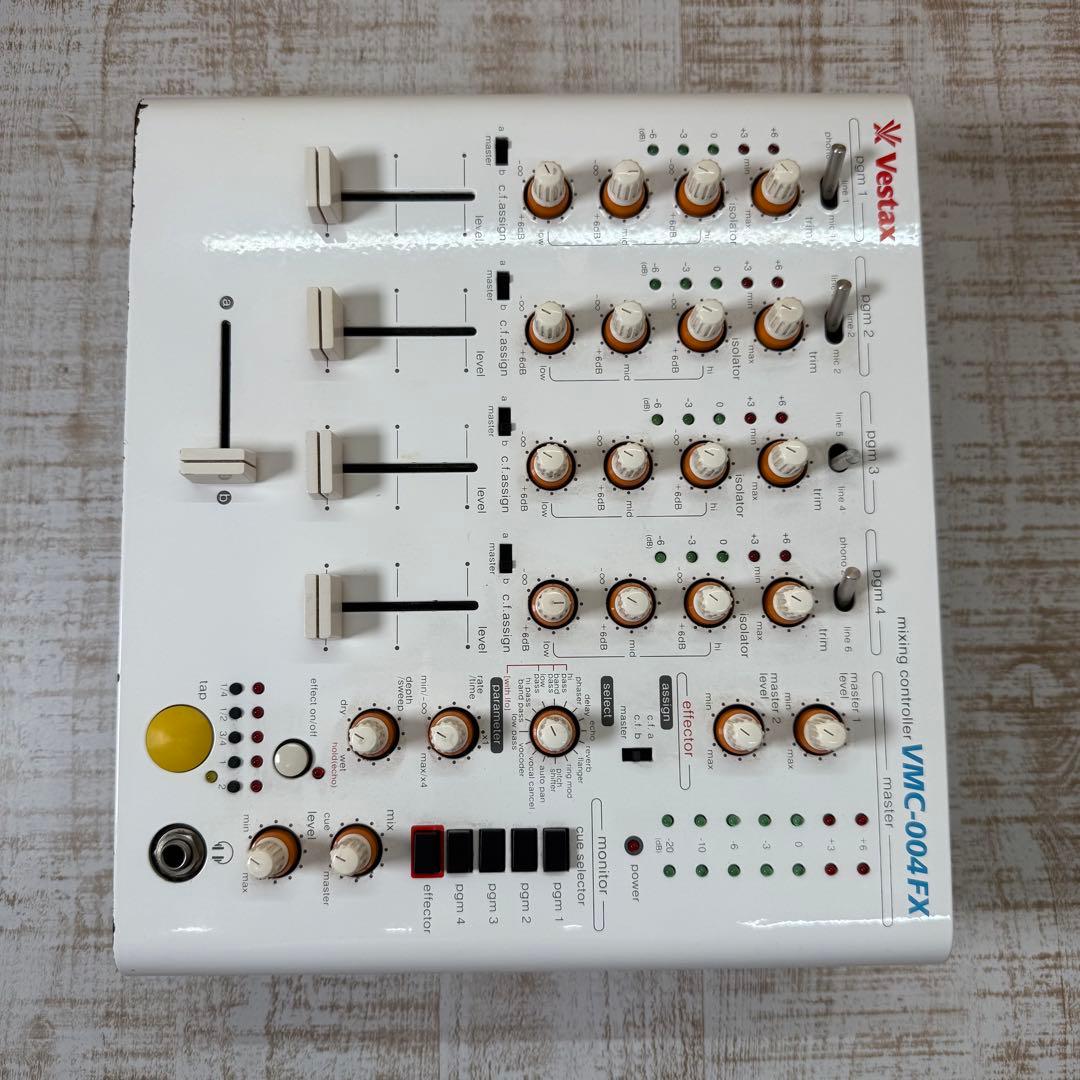 【DJミキサー】Vestax VMC-004 FX ジャンク　本体のみ